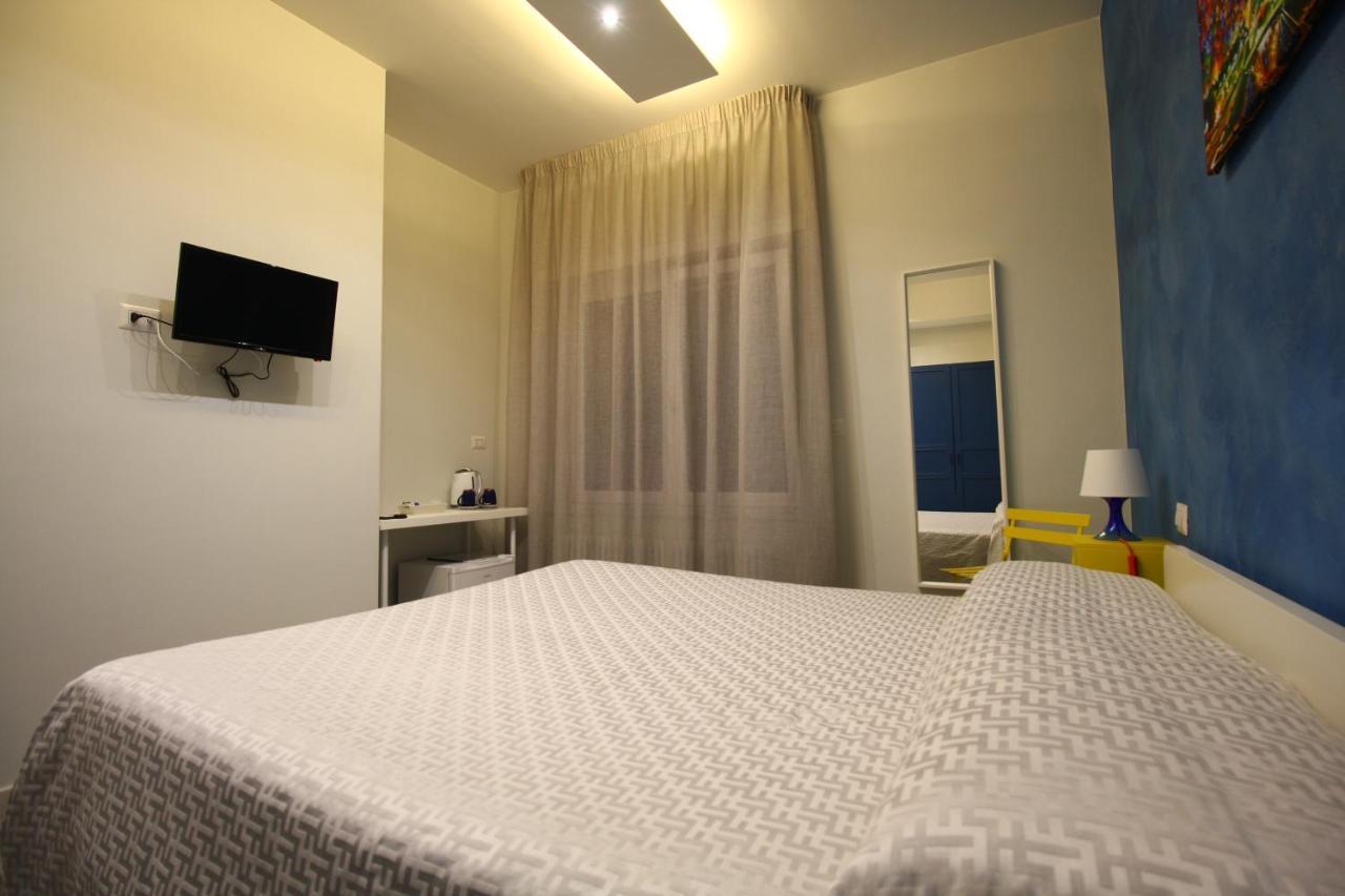 Recia Room Naples Extérieur photo
