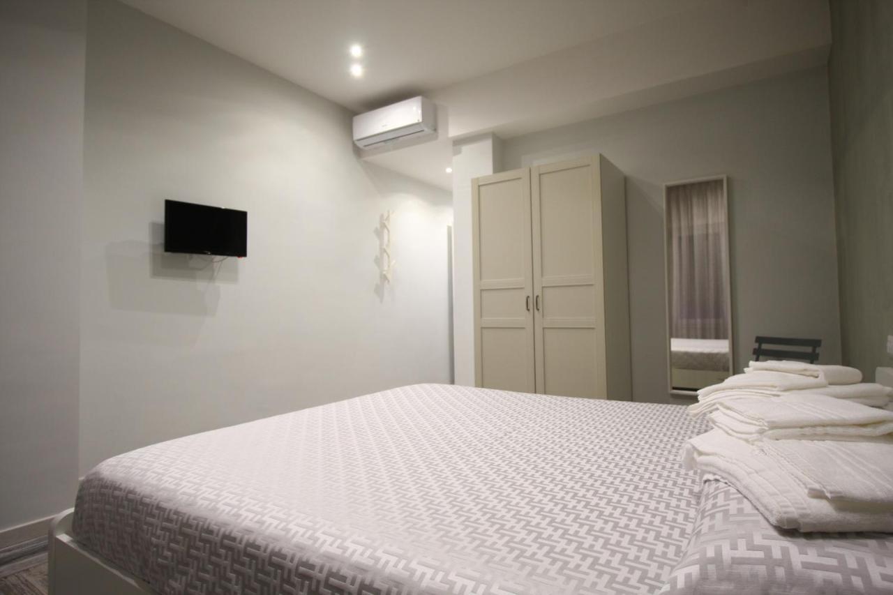 Recia Room Naples Extérieur photo