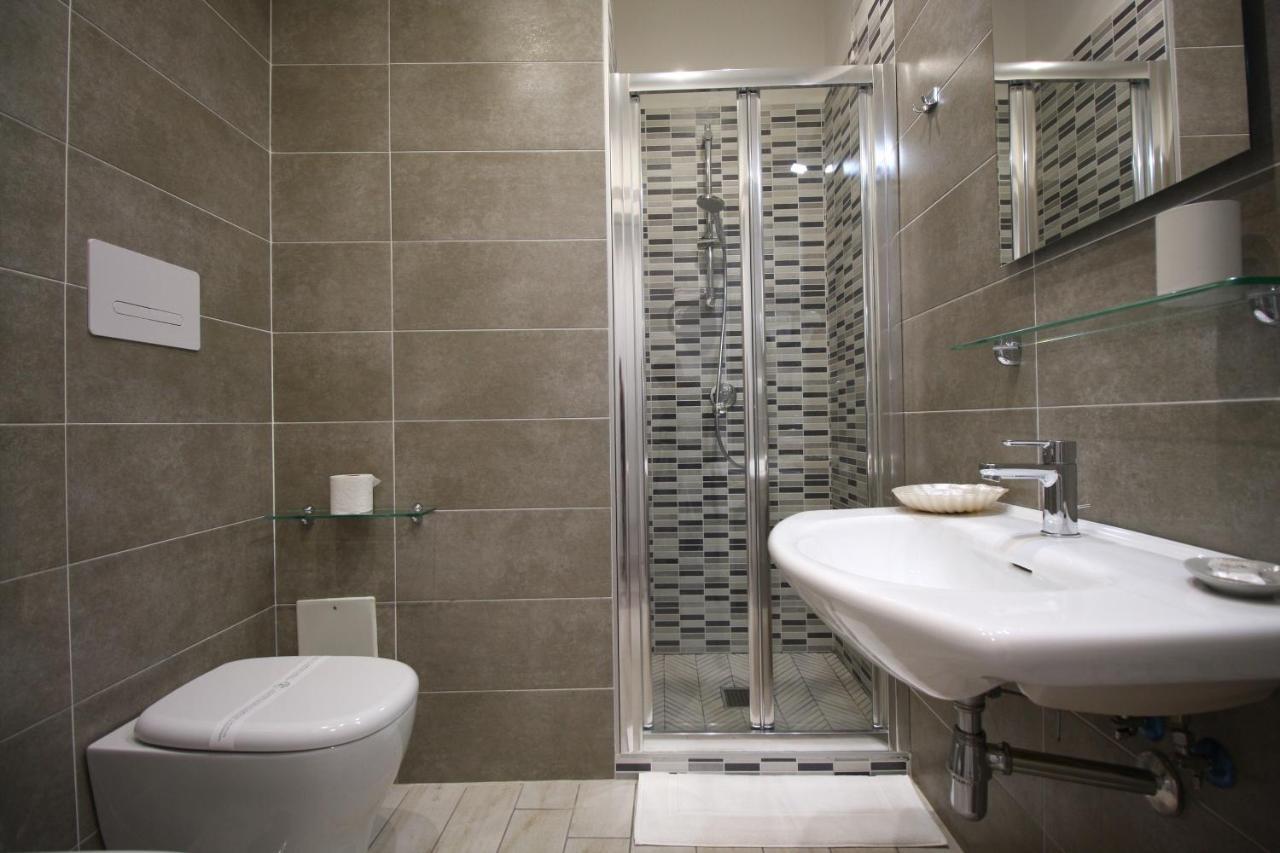 Recia Room Naples Extérieur photo